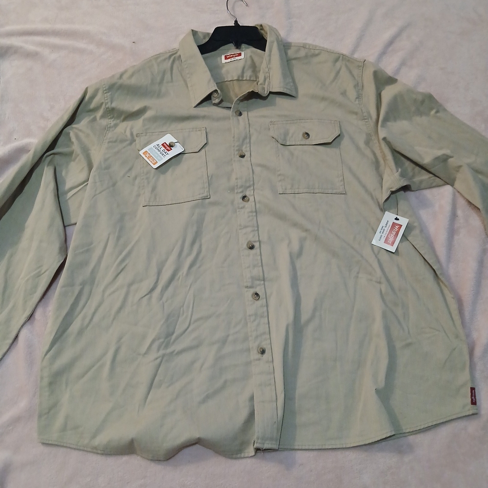 Wrangler Tan Button-Up Shirt